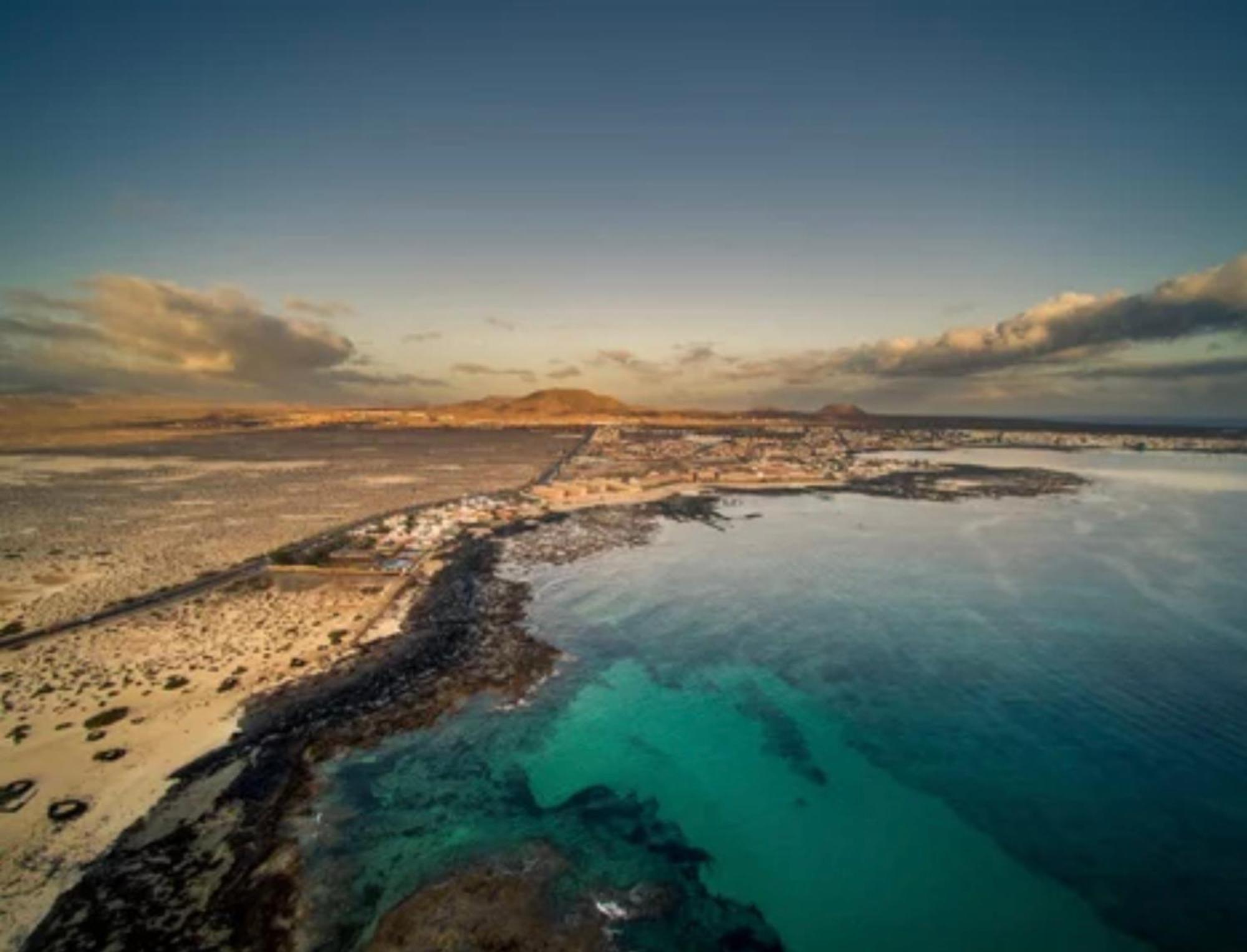 Appartement Tamarindo Pura Vida - Relax Y Vistas Al Mar à Corralejo Extérieur photo